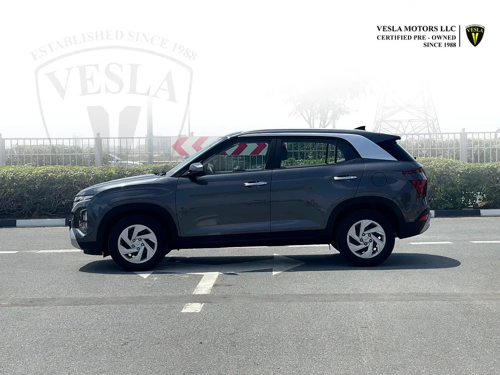 UNLIMITED MILEAGE WARRANTY / NAVIGATION + CAMERA +CRUISE CONTROL + APPLE CAR PLAY / IN HOUSE FINANCE - Image 4
