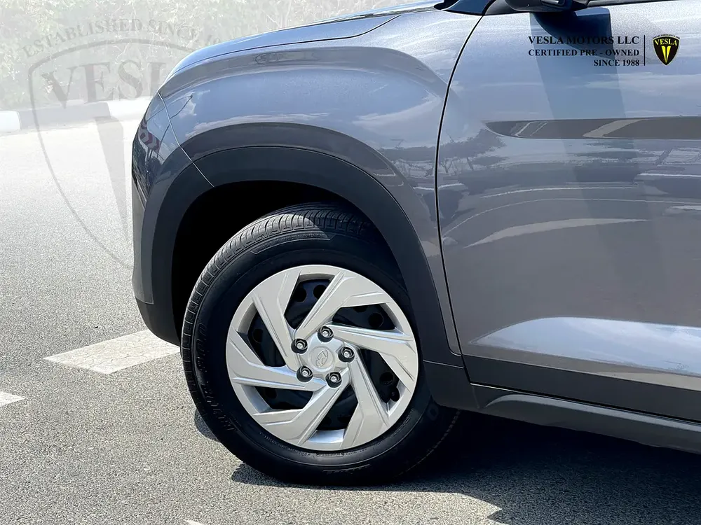 UNLIMITED MILEAGE WARRANTY / NAVIGATION + CAMERA +CRUISE CONTROL + APPLE CAR PLAY / IN HOUSE FINANCE - Image 6