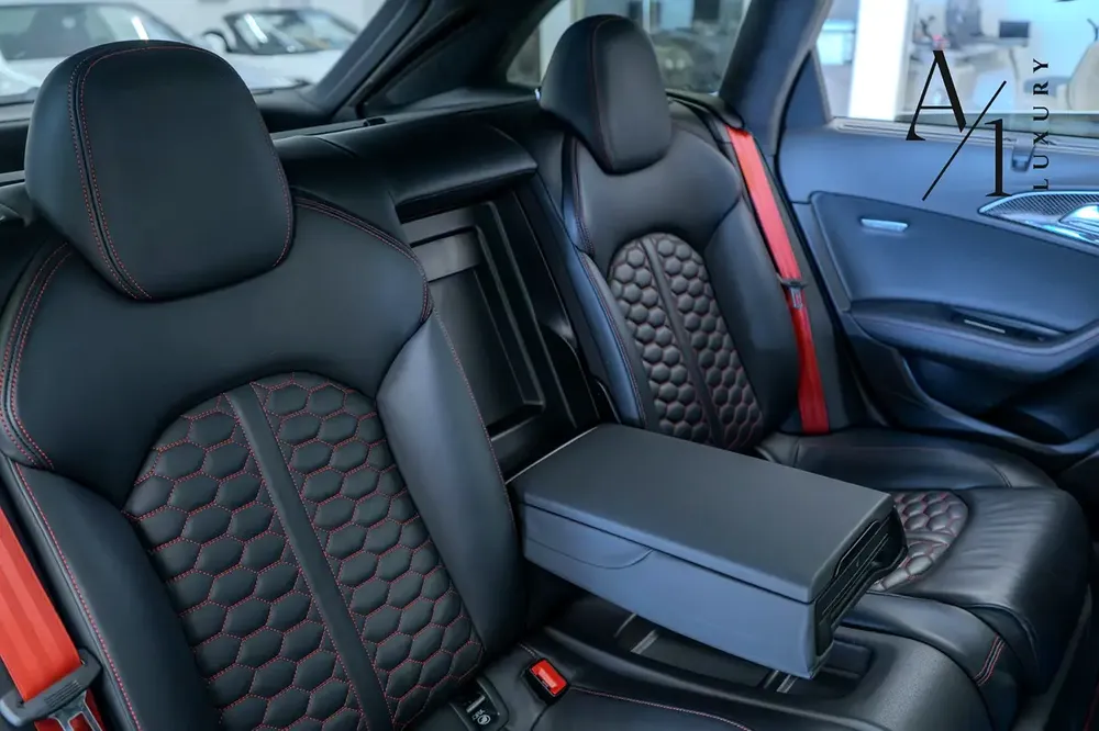 2016 Audi RS6 Quattro, With Full Service History, Excellent Condition, GCC Spec - Image 14