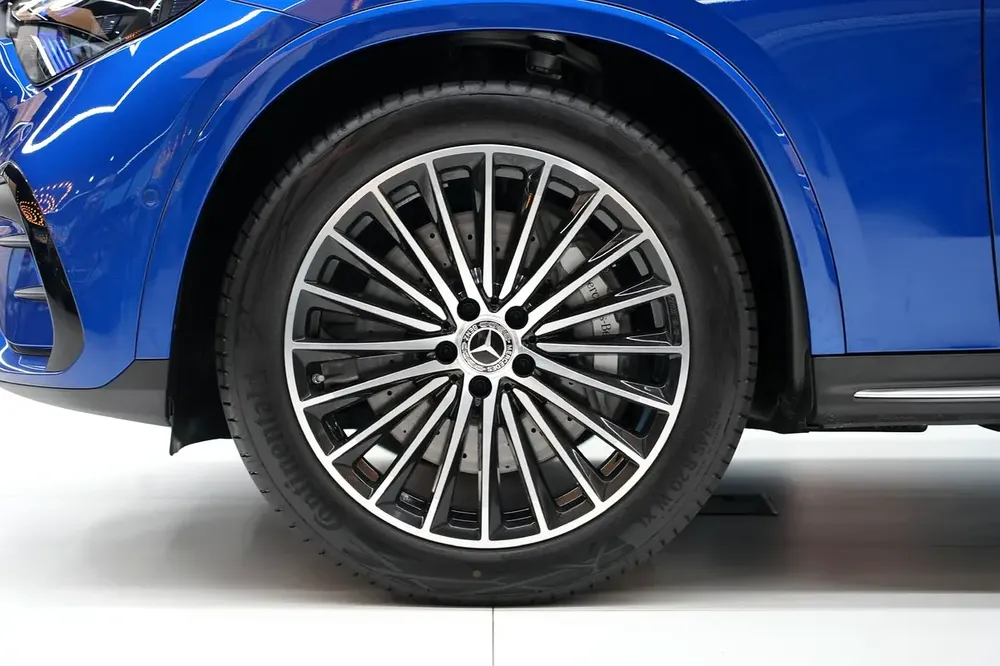Mercedes-Benz GLC 200 Coupe 2026 - GCC Specs - Brand New! - Image 6