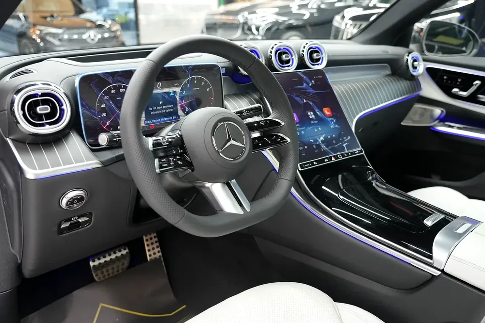Mercedes-Benz GLC 200 Coupe 2026 - GCC Specs - Brand New! - Image 9