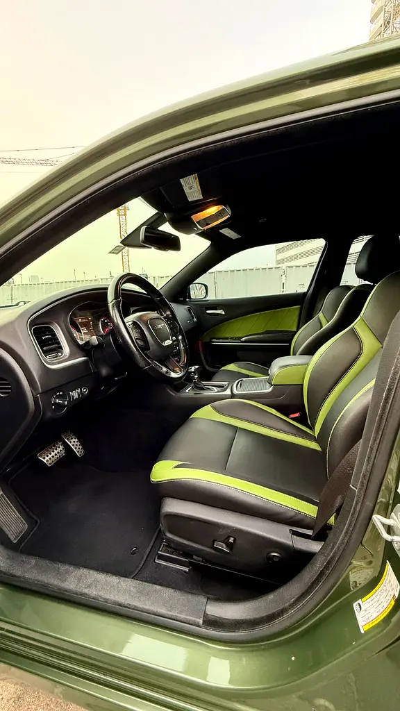 Dodge Charger R/T 2021 American Specs - Powerful 5.7L V8 HEMI - Image 6