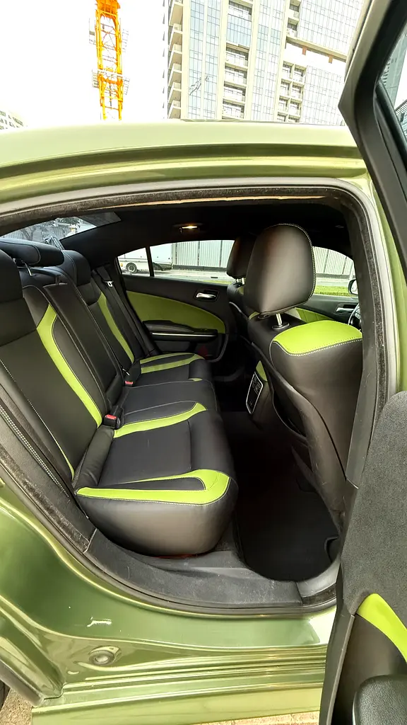 Dodge Charger R/T 2021 American Specs - Powerful 5.7L V8 HEMI - Image 8