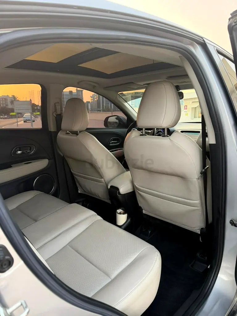 Honda HR-V LX 2019 GCC Specs - Well Maintained - Image 4