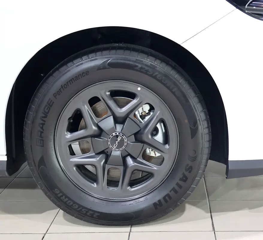 2025!! BYD SEAL 05 DM-i 55KM  || PLUG-IN HYBRID || ECONOMICAL  SMART || 5 years warranty - Image 4