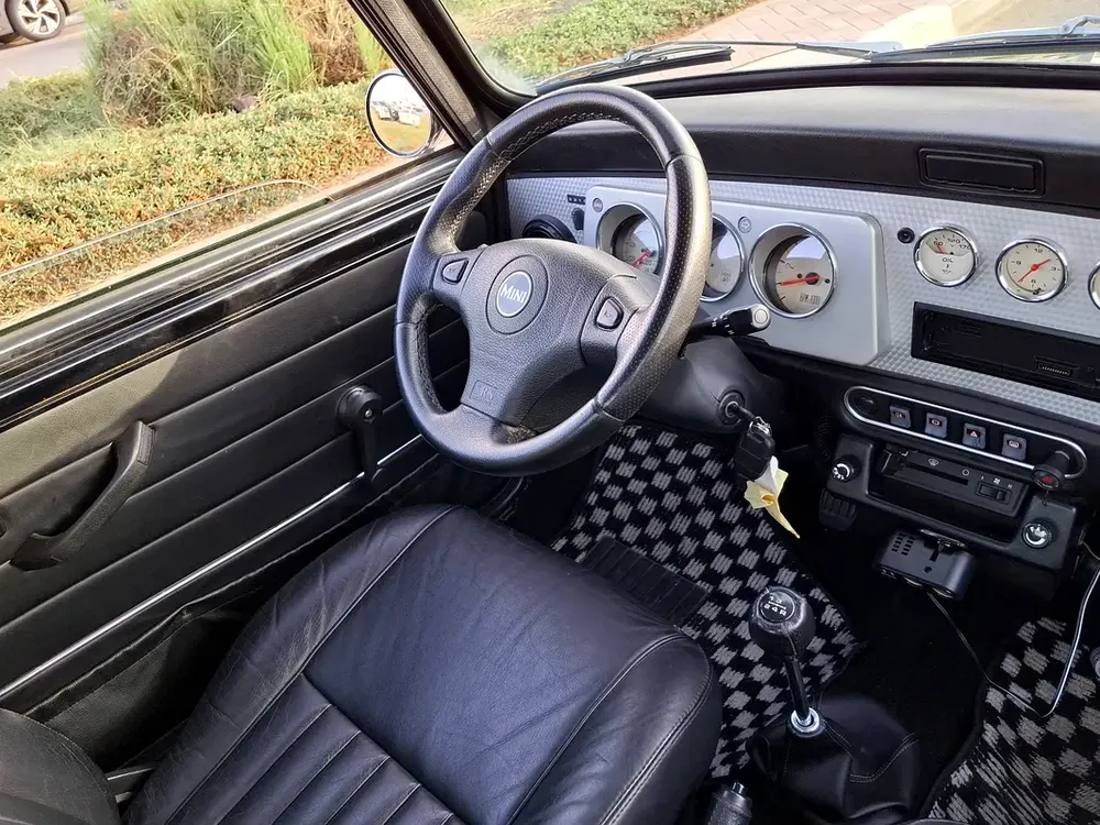 Classic 1974 MINI Cooper - Japanese Specs - A True Collectors Item! - Image 9