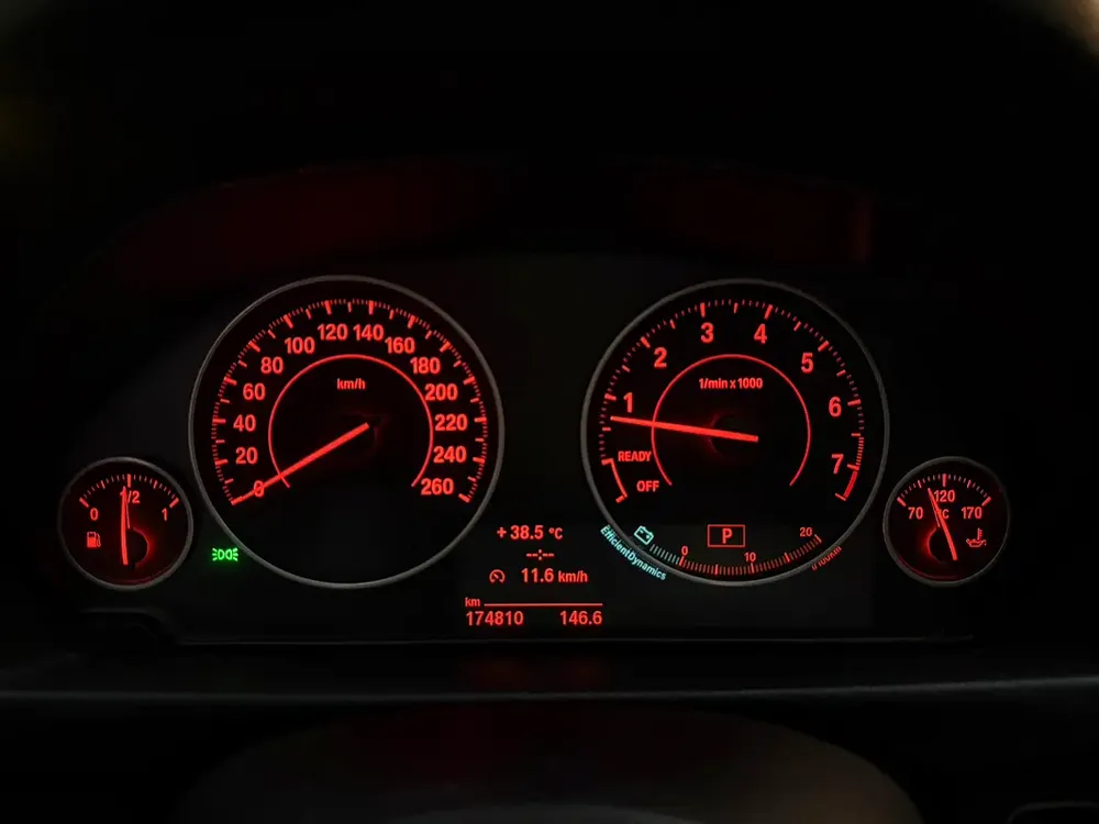 2014 BMW 3-Series 335i 3.0L | GCC Specifications | Perfect Condition - Image 20