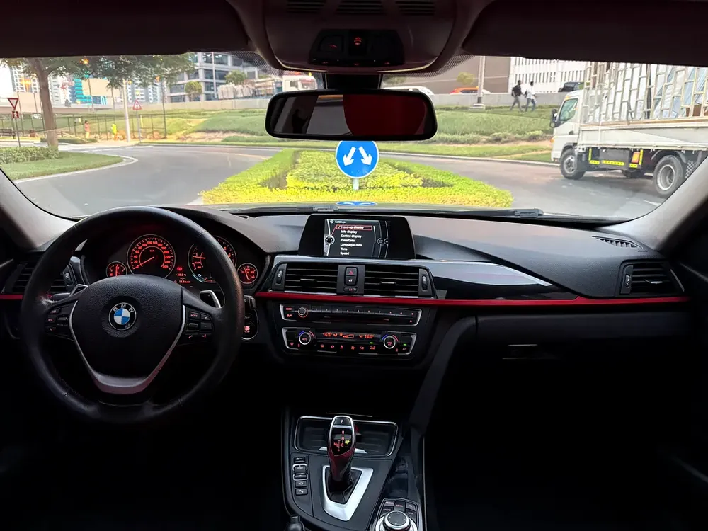 2014 BMW 3-Series 335i 3.0L | GCC Specifications | Perfect Condition - Image 9