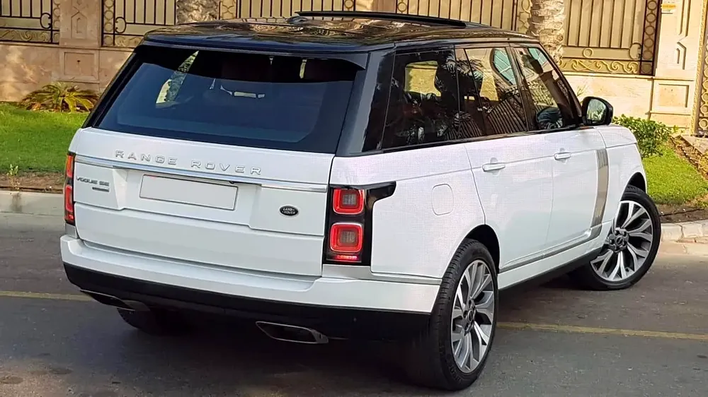 Land Rover Range Rover Autobiography 2015 GCC Specs - Pristine Condition - Image 7