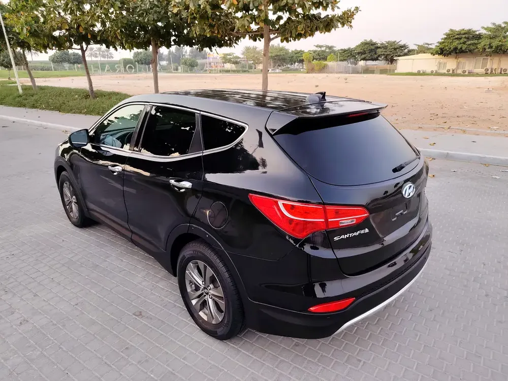 2016 Hyundai Santa Sport 2016 US Clean Title Premium Condition MID Sized Family SUV - Image 14