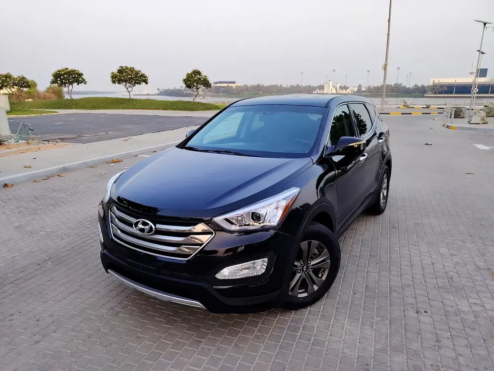 2016 Hyundai Santa Sport 2016 US Clean Title Premium Condition MID Sized Family SUV - Image 5
