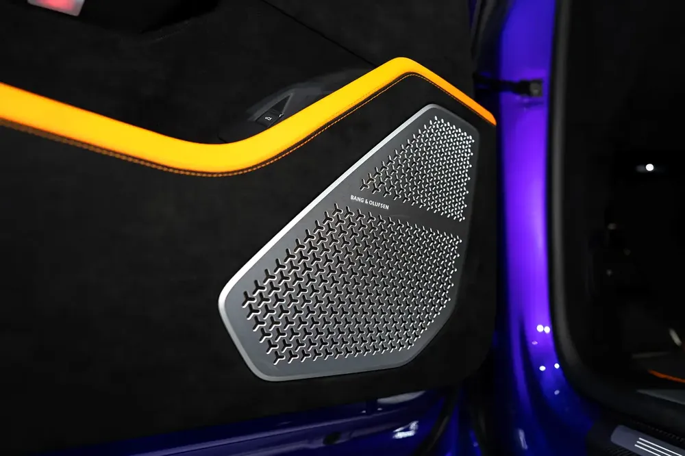 URUS PERFORMANTE | FULL CARBON INT/EXT | EXTENDED PERFORMANTE TRIM | SUNSHINE PACKAGE - Image 12