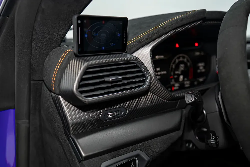 URUS PERFORMANTE | FULL CARBON INT/EXT | EXTENDED PERFORMANTE TRIM | SUNSHINE PACKAGE - Image 13