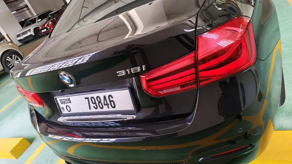 BMW 3-Series 318i 2016 | GCC Specs | Pristine Condition - Image 15