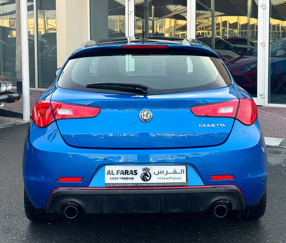 2021 Alfa Romeo Giulietta Veloce GCC Specs - Pristine Condition - Image 7