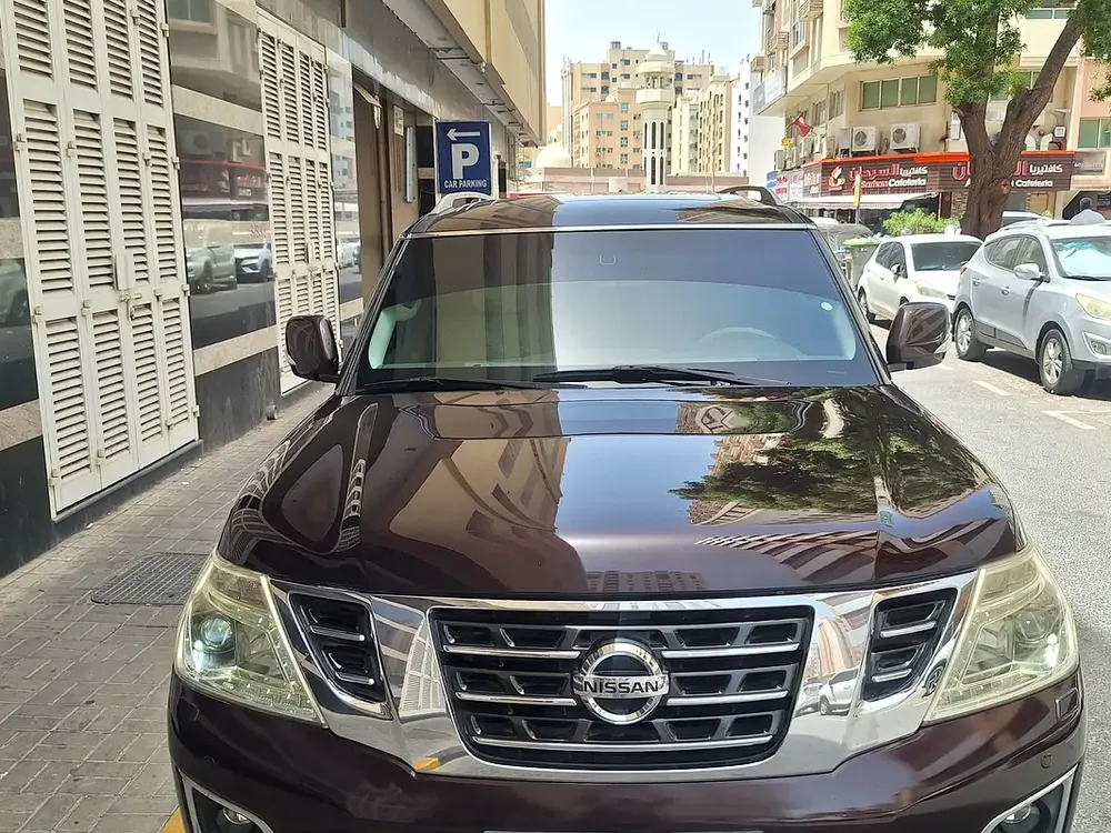 Nissan Patrol SE 2015 GCC Specs - Well Maintained - Image 4