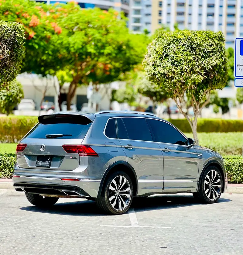 2019 Volkswagen Tiguan R-Line | GCC Specs | Pristine Condition - Image 5