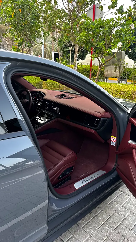Porsche Panamera 2026 Standard GCC Specs - Image 17