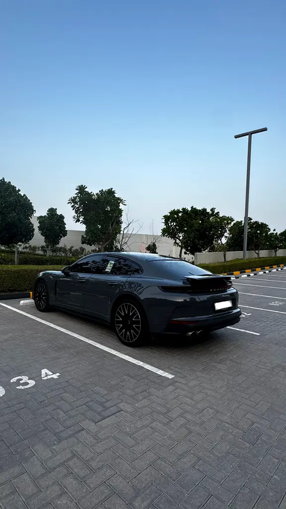 Porsche Panamera 2026 Standard GCC Specs - Image 18