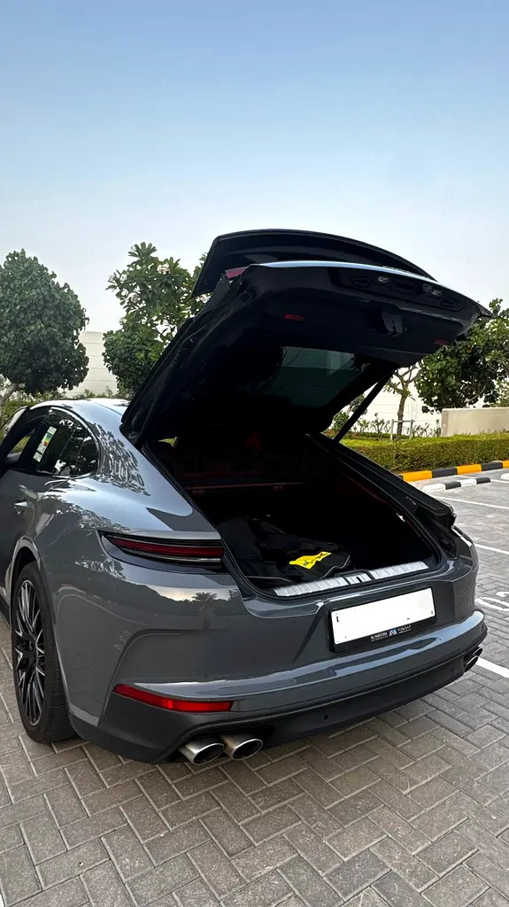 Porsche Panamera 2026 Standard GCC Specs - Image 7