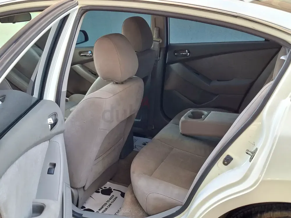 Altima 2012 at its best, driven by my son, we are not a dealer - Image 11