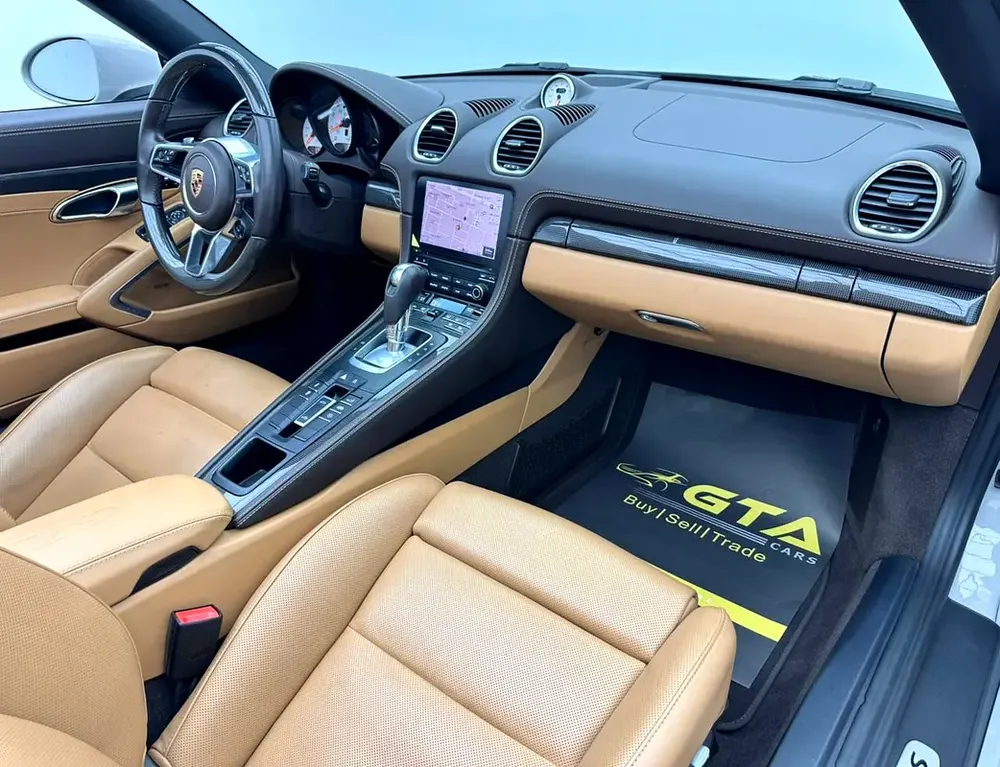 2023 Porsche 718 Boxster GTS 4.0 Cab, April/2027 Porsche Warranty, Porsche Full Service History, GCC - Image 12