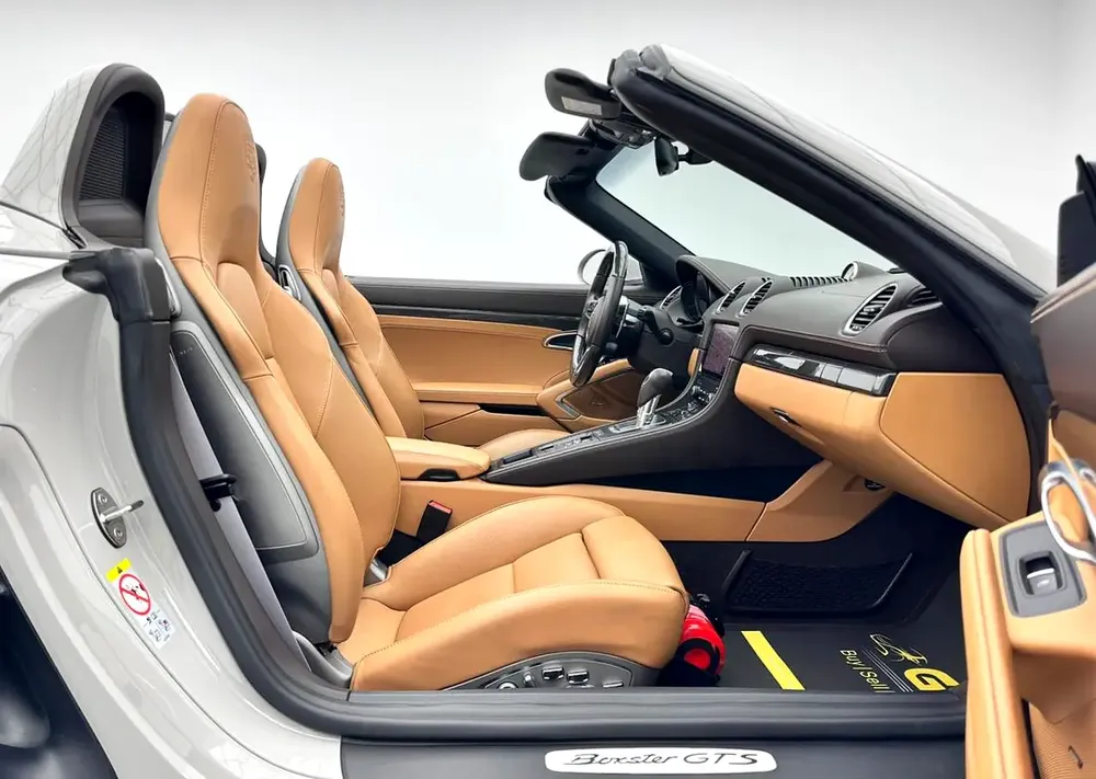 2023 Porsche 718 Boxster GTS 4.0 Cab, April/2027 Porsche Warranty, Porsche Full Service History, GCC - Image 15