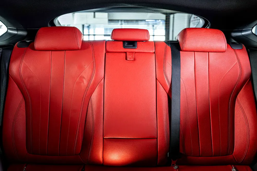 BMW X6 35i X-Drive-MSport-GCC-Pearl White-Premium Red Leather Interior-M Sports Seats - Image 20