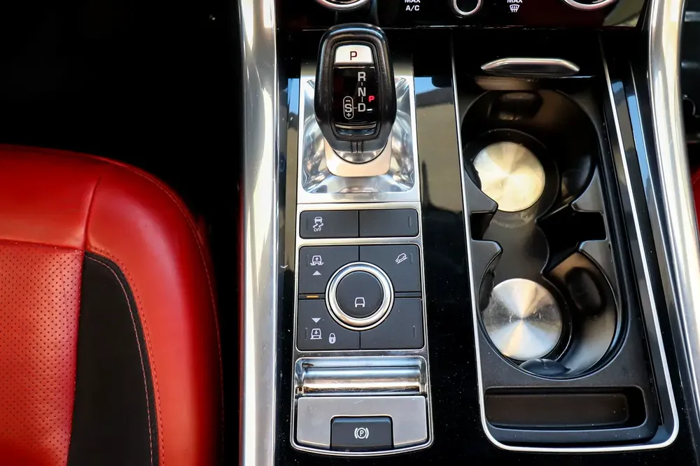 Warranty | Flexible D.P. | Range Rover Sport HSE 2019 - Image 16
