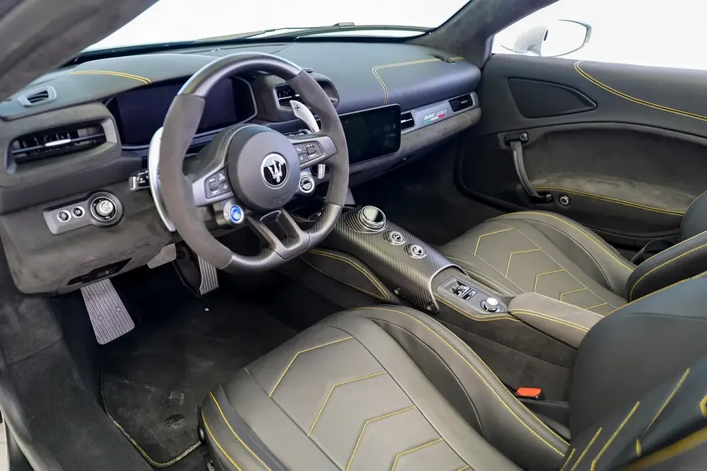 WARRANTY + SERVICE JUN 2027  | MC20 CIELO | MATT CARBON INTERIOR | NARDO GREY - Image 10