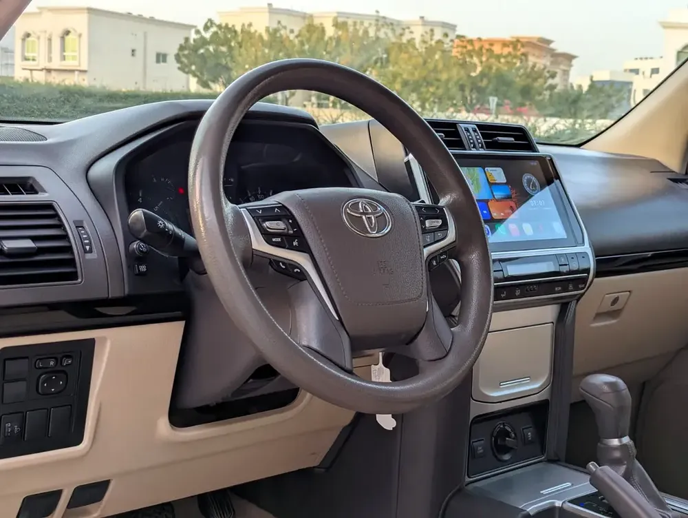 TOYOTA PRADO 2020 TXL V4 2.7L GCC IN EXCELLENT CONDITION - Image 7