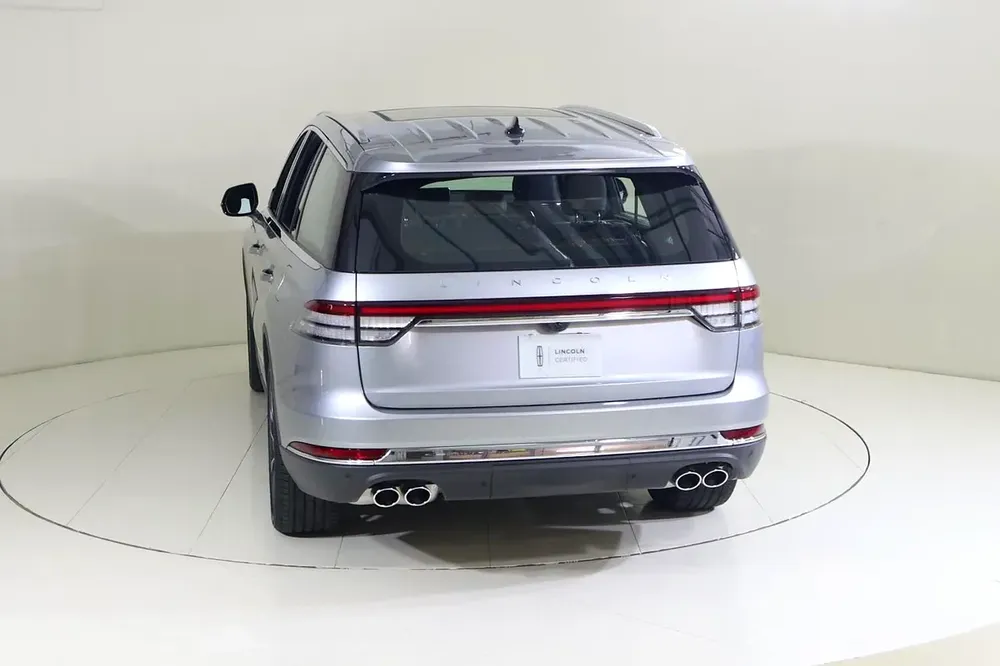 AVI423 AVIATOR RESERVE II @ AL TAYER MOTORS PRE OWNED SHOWROOM COMPLEX AL QUOZE. - Image 6