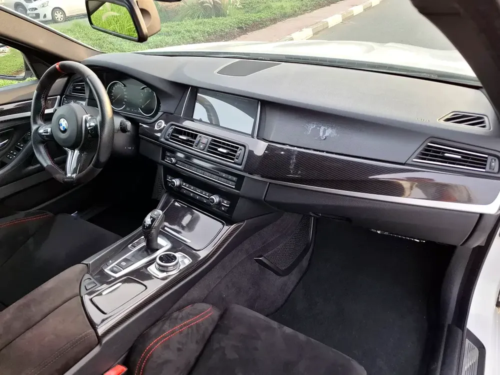 BMW 5-Series 535i 2011 - Japanese Specs - Image 11