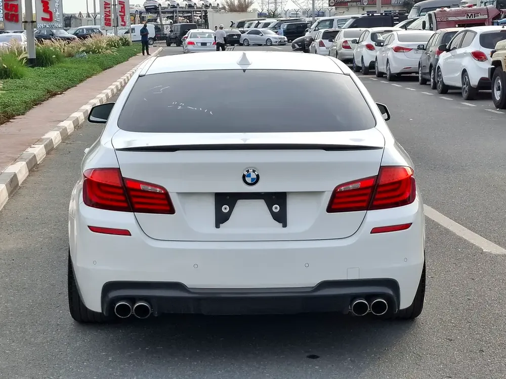 BMW 5-Series 535i 2011 - Japanese Specs - Image 8