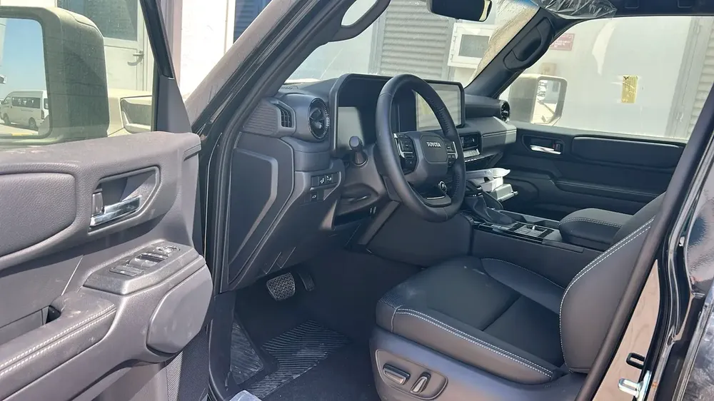 2025 Toyota Prado All-Rounder 7-Seater 2.4L 4-Cyl Turbo Petrol A/T 4WD Export Only - Image 5