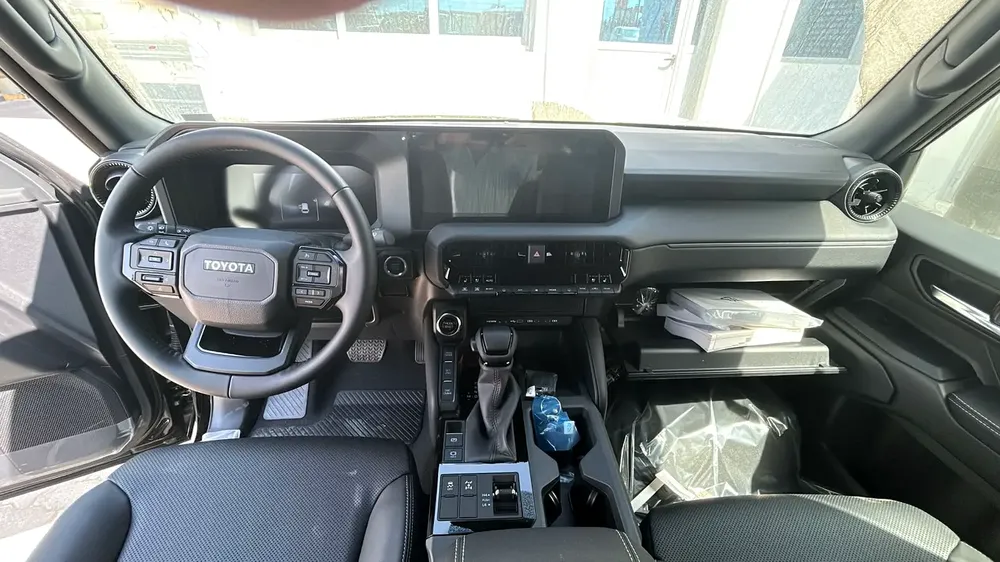 2025 Toyota Prado All-Rounder 7-Seater 2.4L 4-Cyl Turbo Petrol A/T 4WD Export Only - Image 6