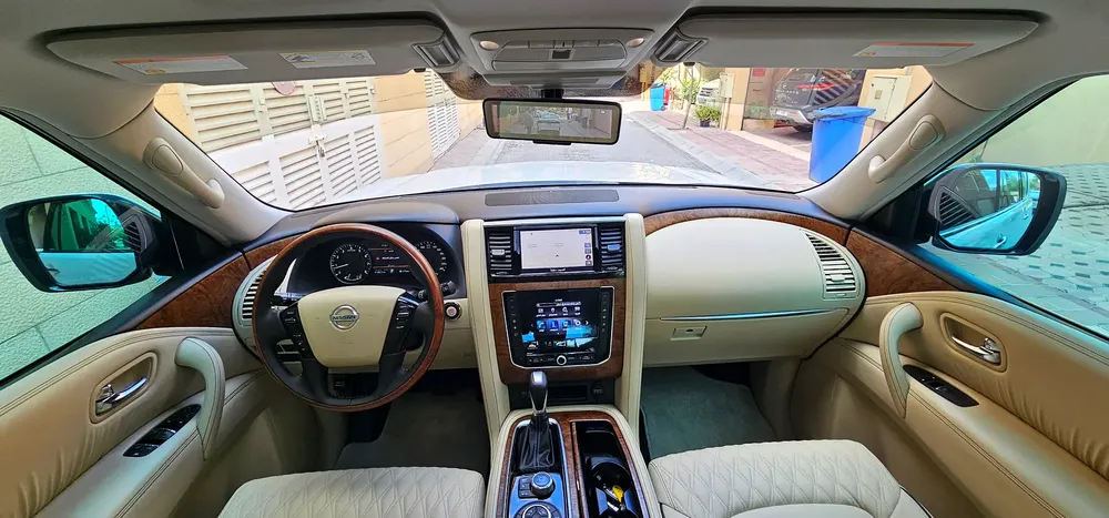 NISSAN PATROL 4.0 V6 SE TITANIUM # 2021 GCC # WELL MAINTAINED CAR FOR SALE AED 128000 - Image 14