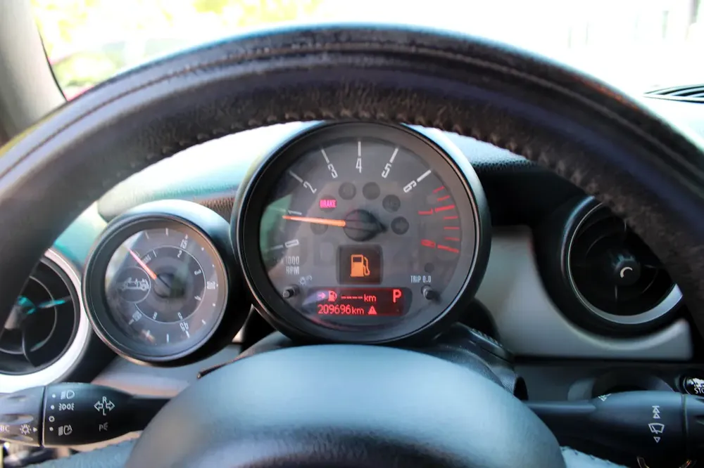 Mini Cooper | Urgent Sale | 2015 | - Image 5