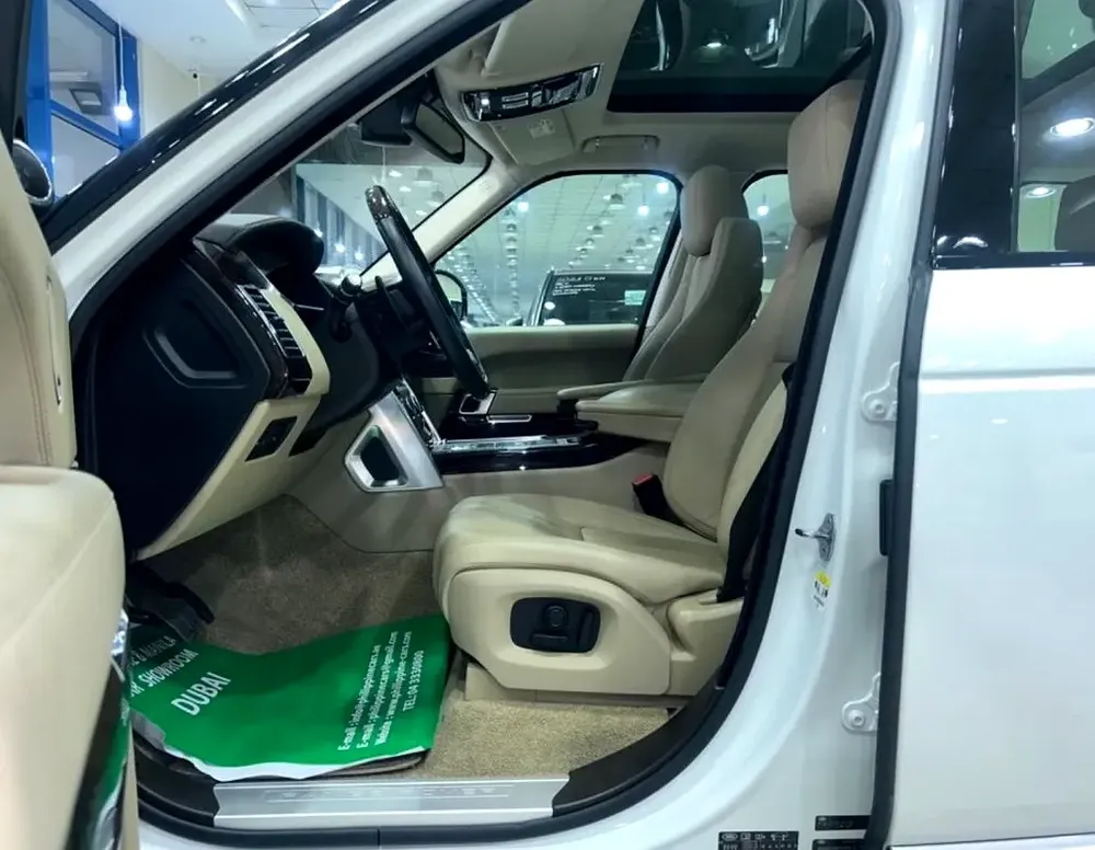 Land Rover Range Rover HSE 2016 | GCC Specs - Image 6