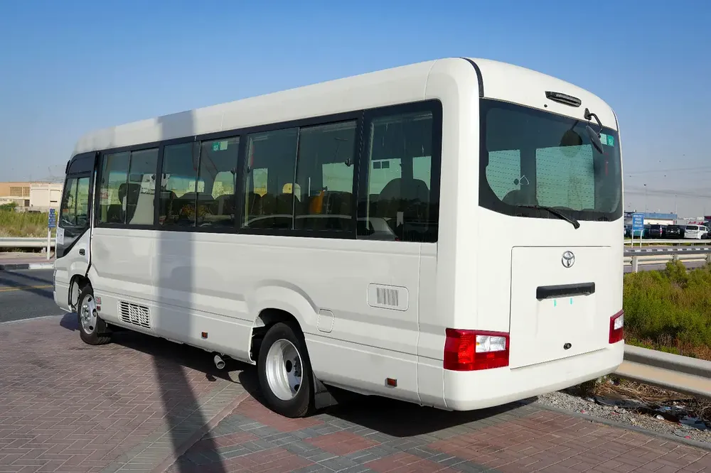 2025 Toyota Coaster 2.7 MT - GCC - Image 5