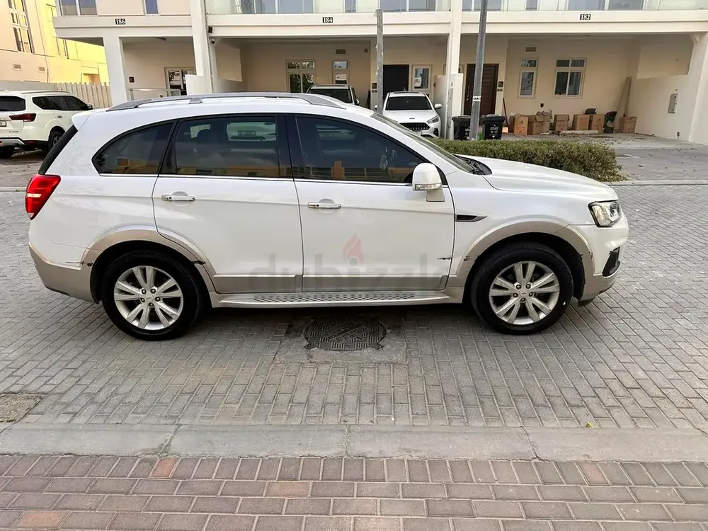 Chevrolet Captiva 2017 LT GCC Specs - Image 5
