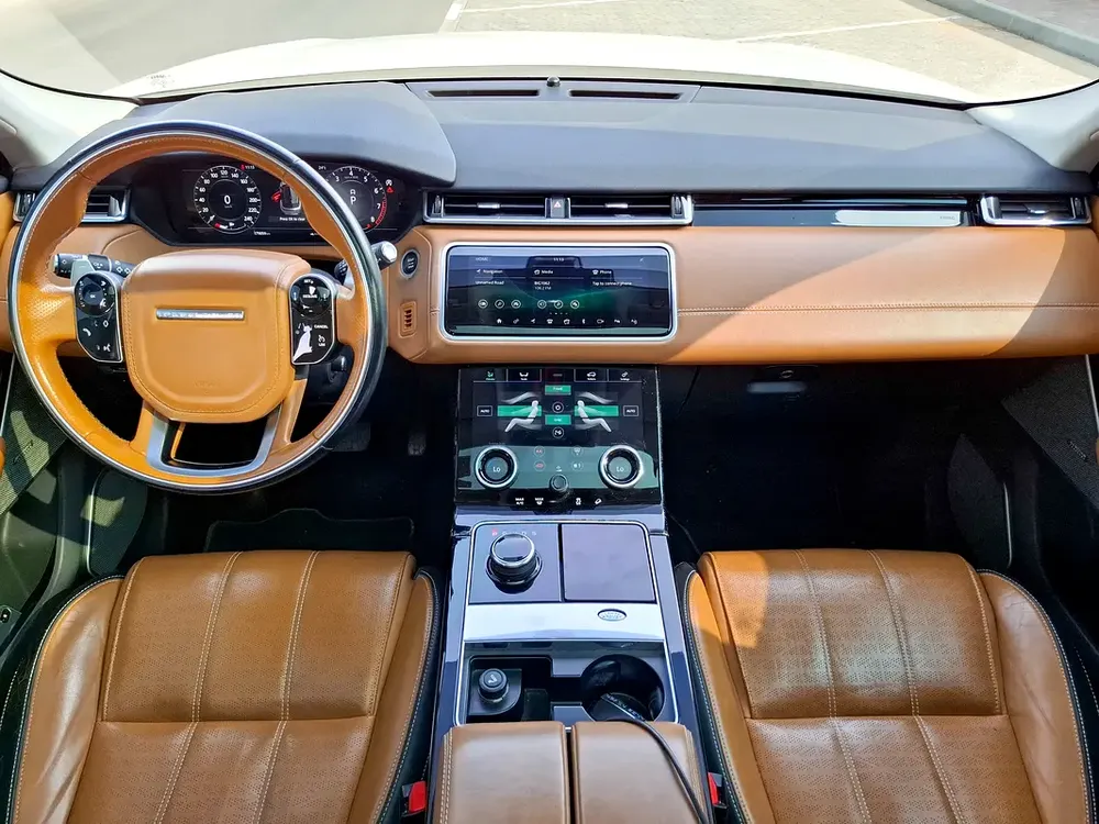 AED 1398/month | 2018 Land Rover Range Rover Velar HSE | GCC Specs | Ref#409183 - Image 9
