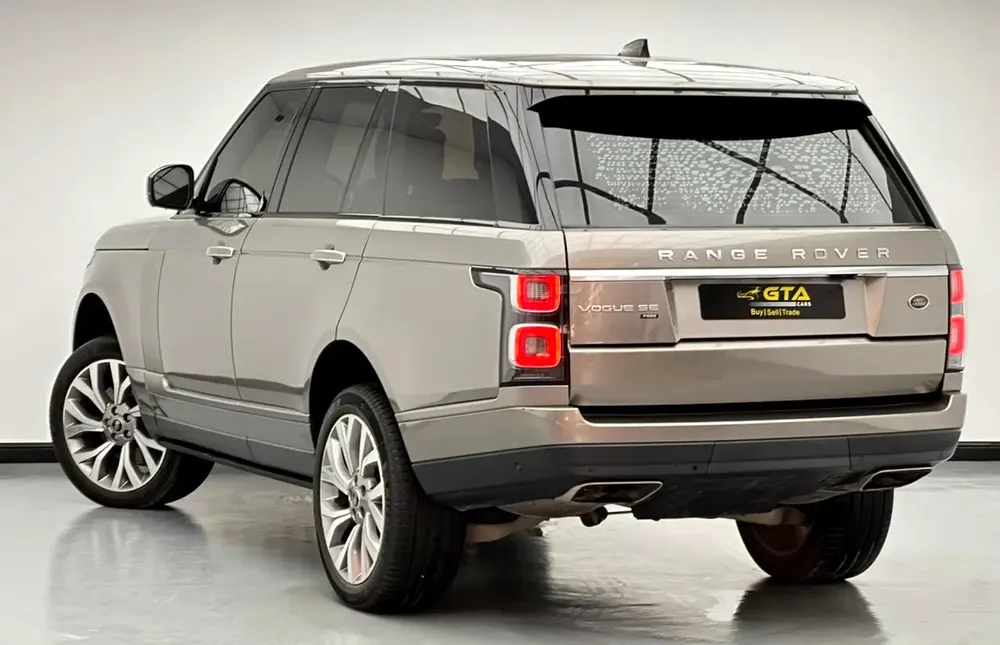 2020 Range Rover Vogue SE P525, 03/2026 Range Rover Warranty, 07/2028 Service Contract, FSH, GCC - Image 4