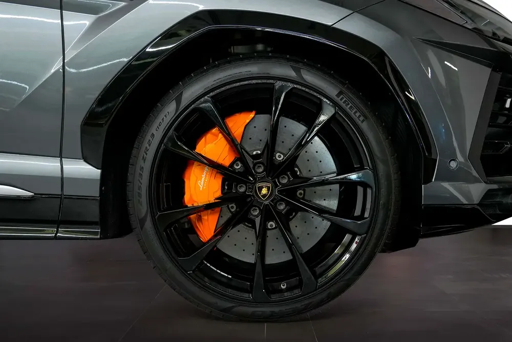 Lamborghini URUS | Certified Pre-Owned | Dealer Warranty | Service Contract - Image 6