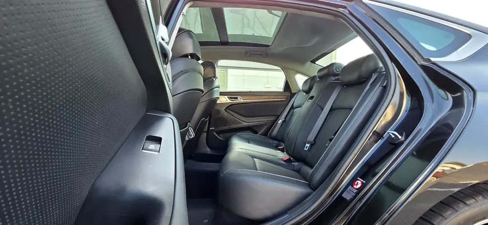2019 Genesis G80-Full option-5.0L-V8-Excellent Condition-Bank Finance Available - Image 11