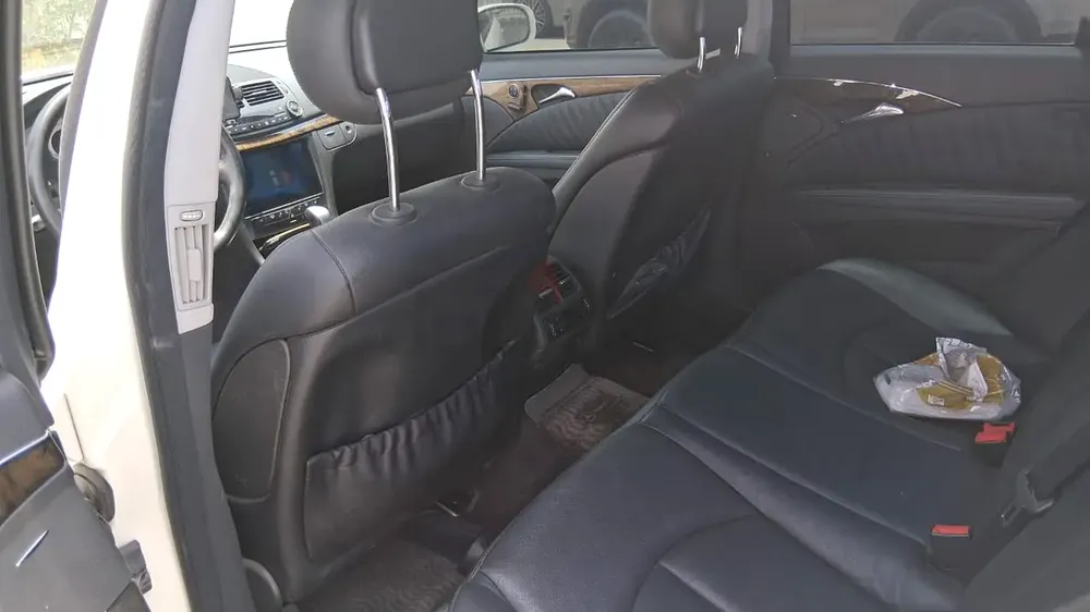 Mercedes-Benz E 350, 2006, original paint - Image 5