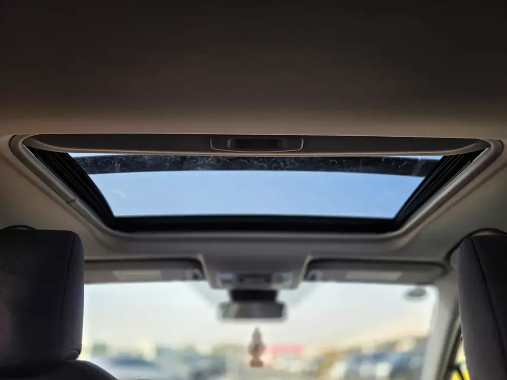 2019 Toyota RAV4 XLE Premium - American Specs - Excellent Condition - Image 14