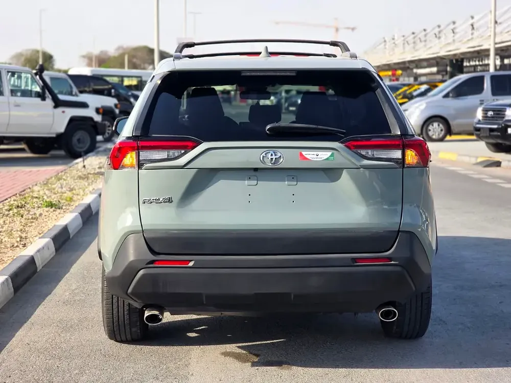 2019 Toyota RAV4 XLE Premium - American Specs - Excellent Condition - Image 4
