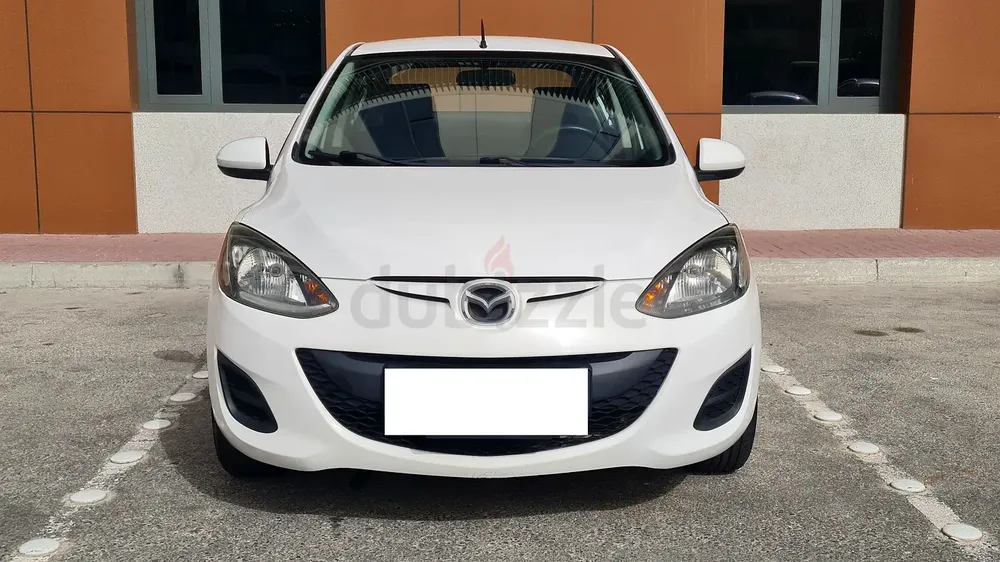 MAZDA 2 2015 FAMILY USED DUNLOP NEW  TYRES GULF GCC  FULLY SERVICED TILL TODAY - Image 4
