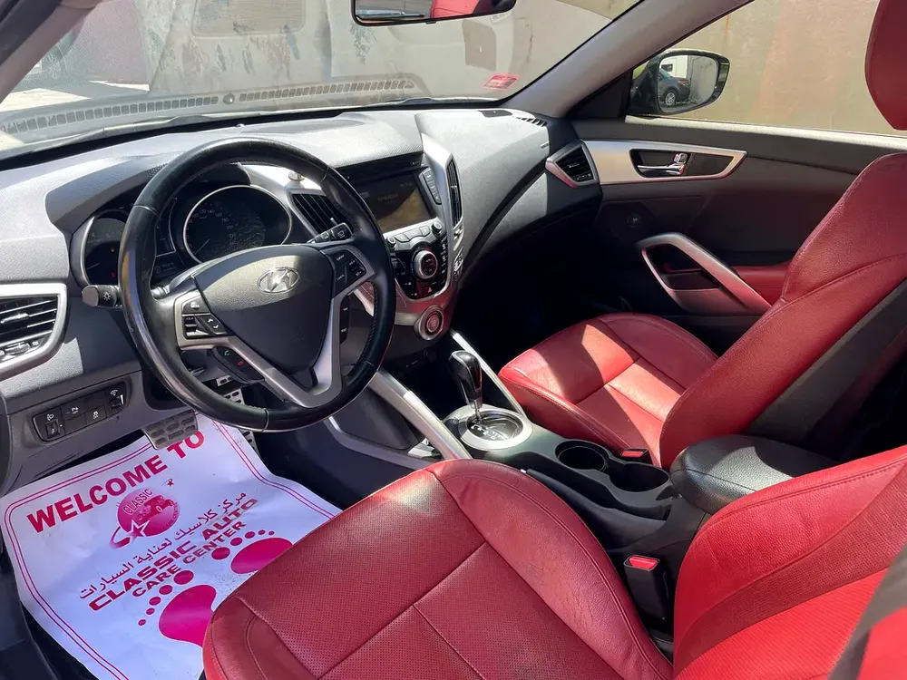 Hyundai Veloster GLS 2015 - GCC Specs - Excellent Condition! - Image 10